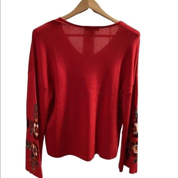 INC Red light sweater flowers embroidered in the front size 1X - Picture 5 of 10